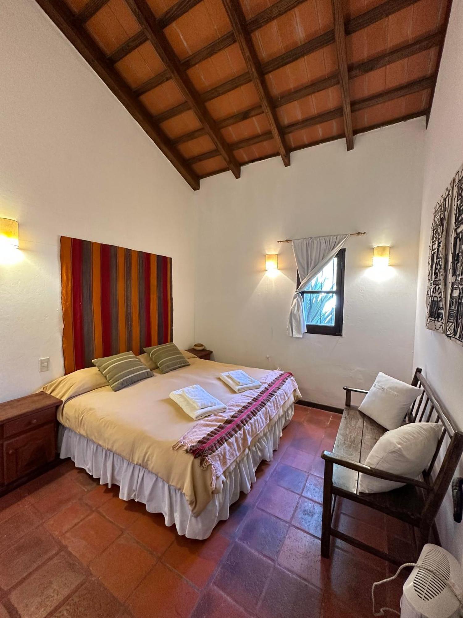 Hotel Torrontes San Lorenzo  Buitenkant foto