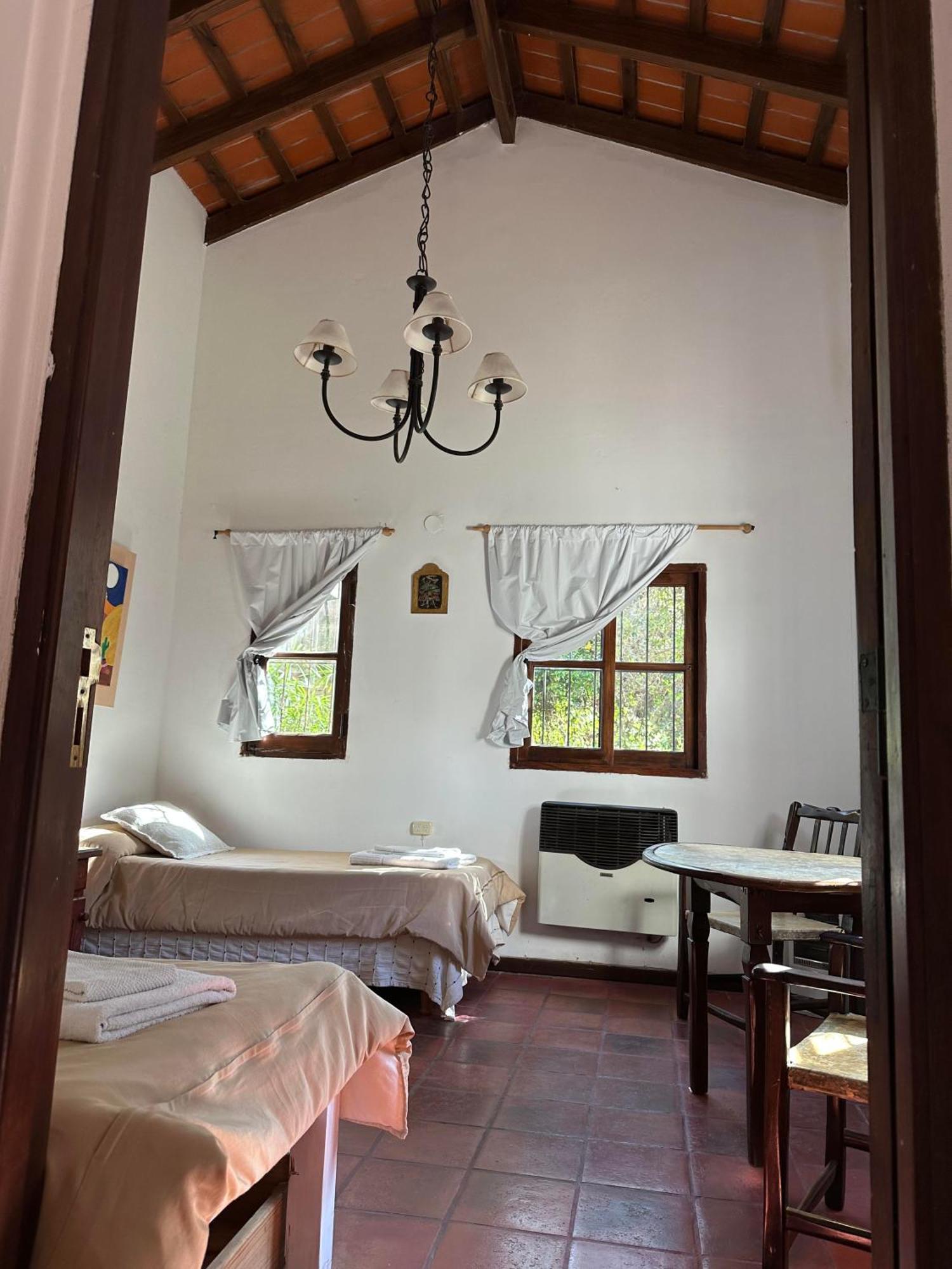 Hotel Torrontes San Lorenzo  Buitenkant foto