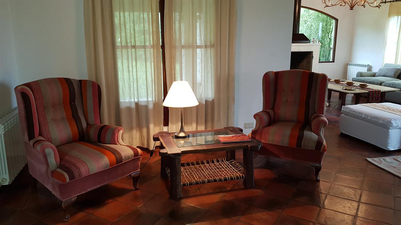 Hotel Torrontes San Lorenzo  Buitenkant foto